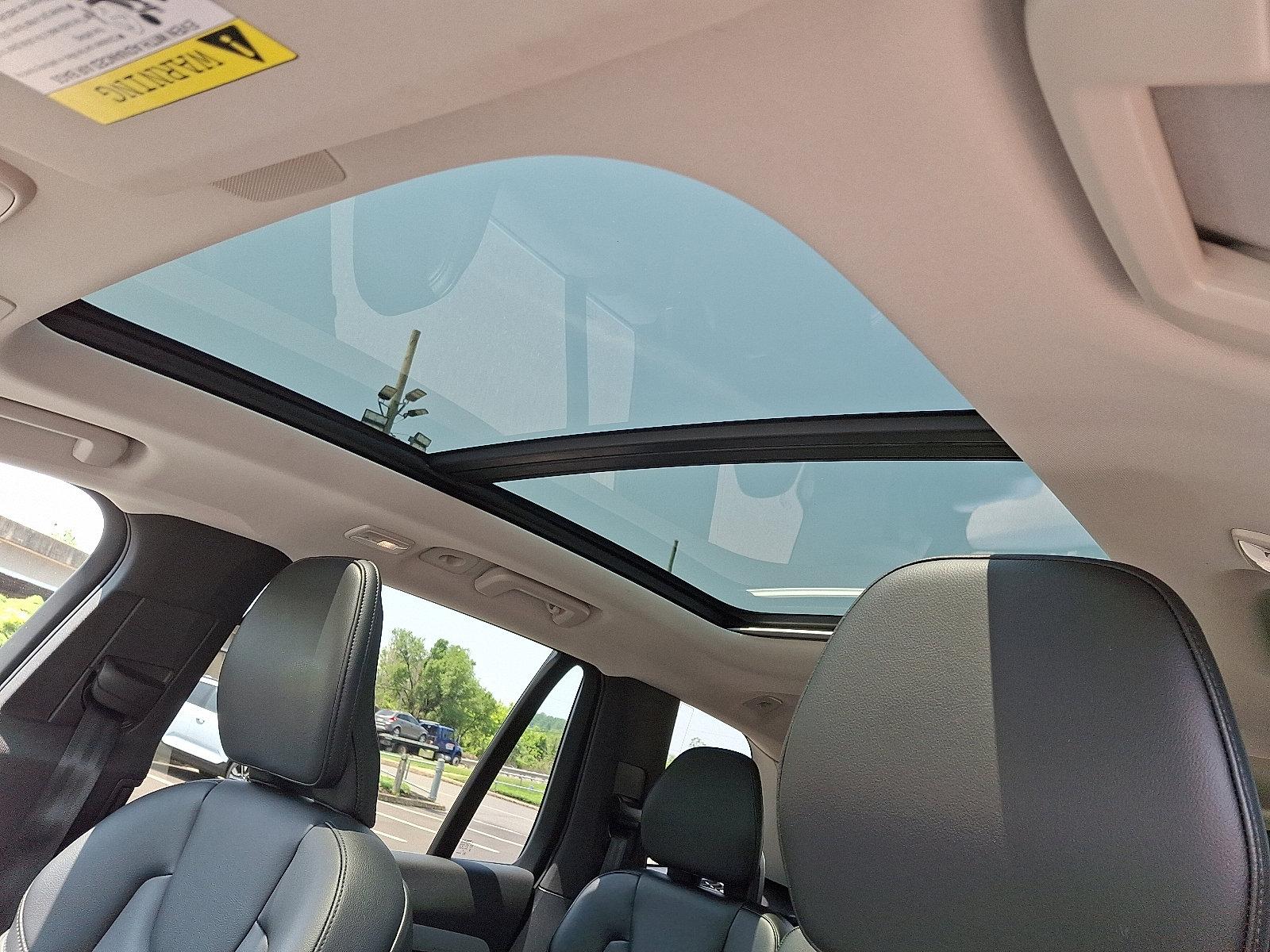 2024 Volvo XC90 Vehicle Photo in Trevose, PA 19053