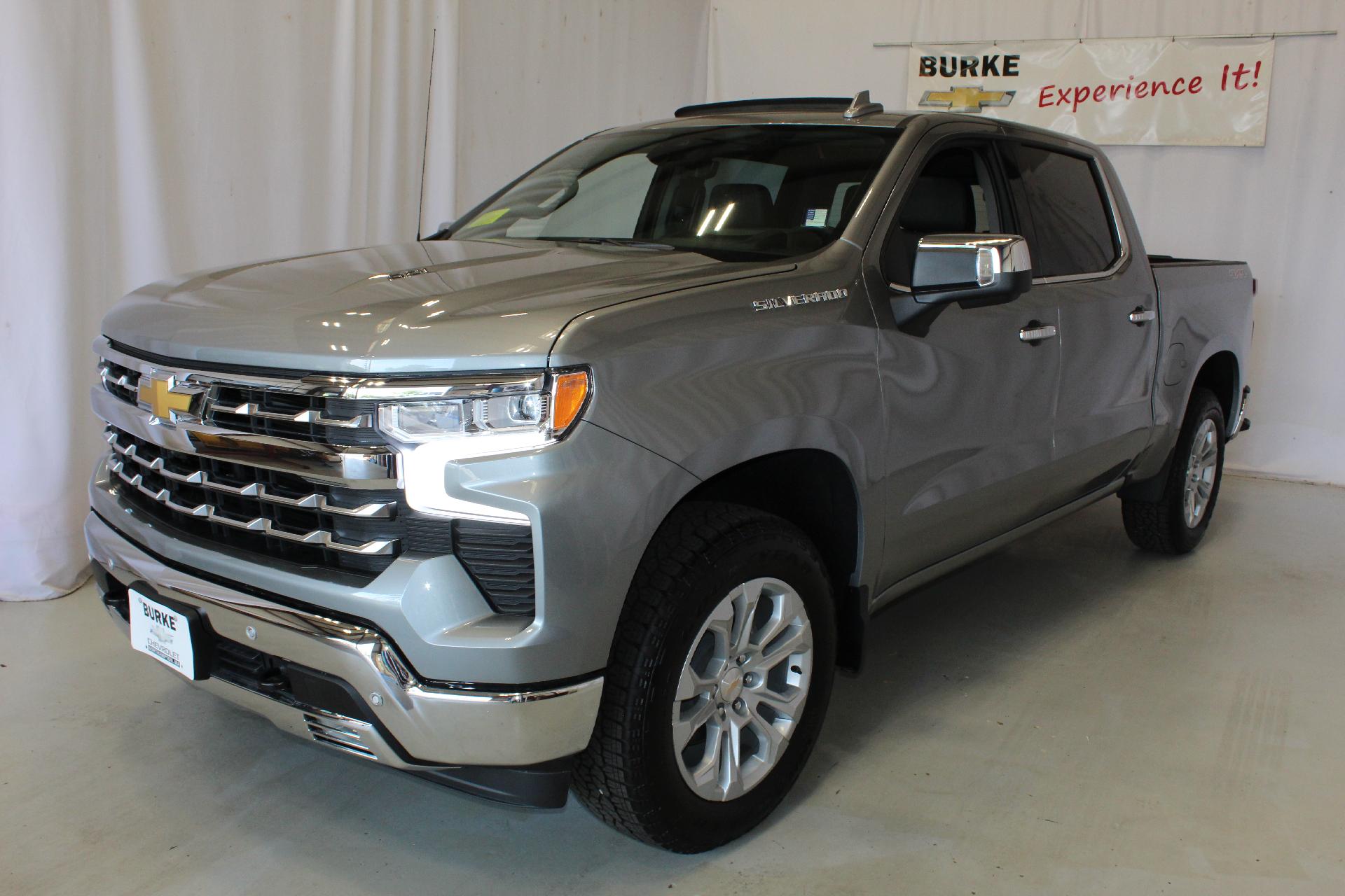 2025 Chevrolet Silverado 1500 Vehicle Photo in NORTHAMPTON, MA 01060-1120