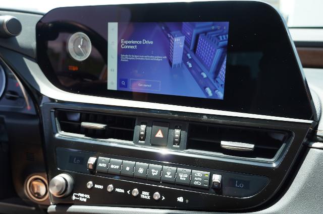 2024 Lexus ES 350 Vehicle Photo in Riverdale, UT 84405