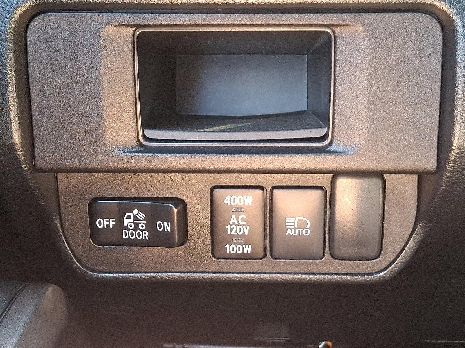 2019 Toyota Tacoma 4WD Vehicle Photo in Trevose, PA 19053