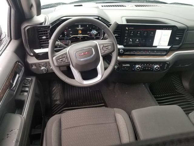 2025 GMC Sierra 1500 Vehicle Photo in ELYRIA, OH 44035-6349