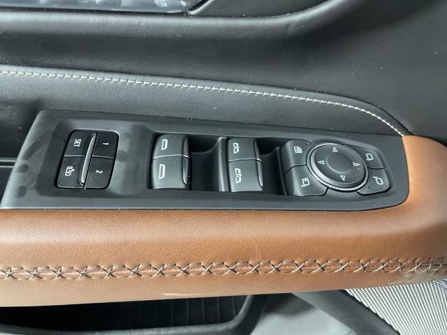 2023 GMC Yukon Vehicle Photo in GILBERT, AZ 85297-0402