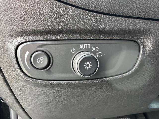 2022 Chevrolet Equinox Vehicle Photo in Roslyn, NY 11576