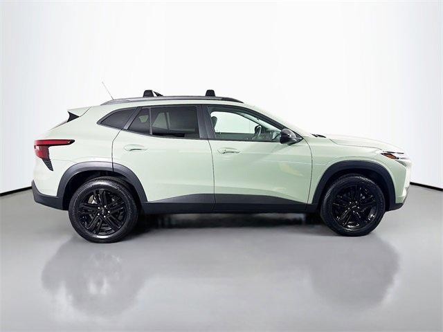 2025 Chevrolet Trax Vehicle Photo in PUYALLUP, WA 98371-4149