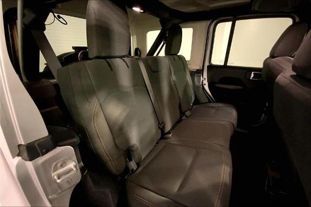 2024 Jeep Wrangler Vehicle Photo in Kansas City, MO 64114