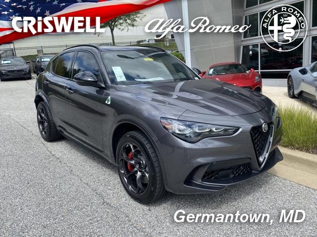 2024 Alfa Romeo Stelvio Quadrifoglio photo 4