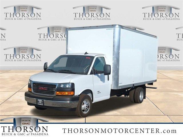 2024 GMC Savana Cutaway 4500 Vehicle Photo in PASADENA, CA 91107-3803