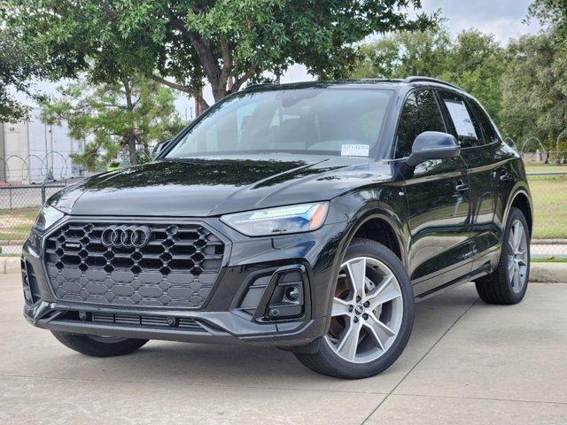 2025 Audi Q5 Vehicle Photo in HOUSTON, TX 77090