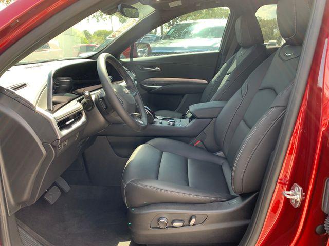 2024 Cadillac XT4 Vehicle Photo in DELRAY BEACH, FL 33483-3294