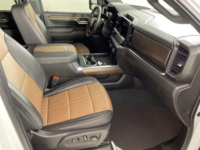 2024 Chevrolet Silverado 2500 HD Vehicle Photo in PHOENIX, AZ 85014-3381