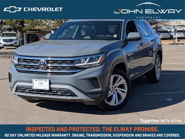 2021 Volkswagen Atlas Cross Sport Vehicle Photo in ENGLEWOOD, CO 80113-6708