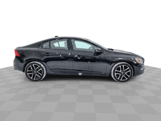 2017 Volvo S60 Vehicle Photo in WILLIAMSVILLE, NY 14221-2883