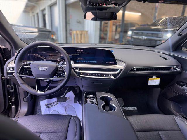 2025 Cadillac LYRIQ Vehicle Photo in DELRAY BEACH, FL 33483-3294