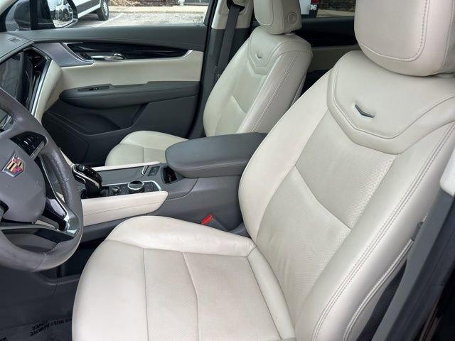 2021 Cadillac XT6 Vehicle Photo in MEDINA, OH 44256-9631
