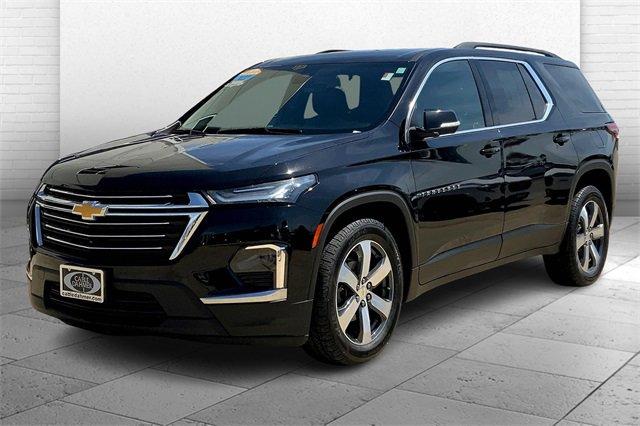 2022 Chevrolet Traverse Vehicle Photo in TOPEKA, KS 66609-0000
