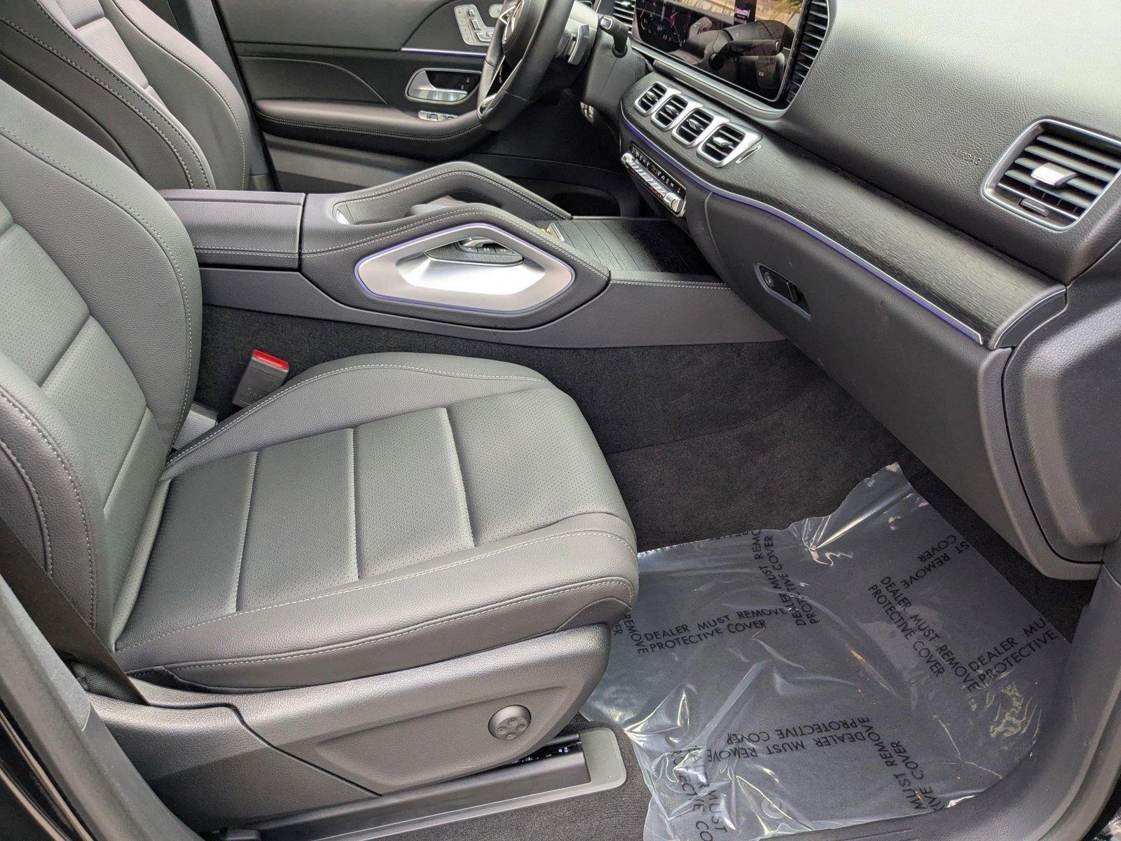 2025 Mercedes-Benz GLE Vehicle Photo in Miami, FL 33169