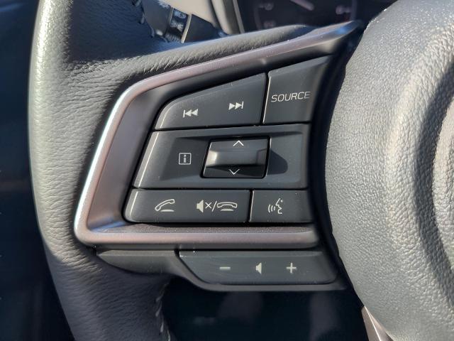 2025 Subaru Outback Vehicle Photo in Green Bay, WI 54304