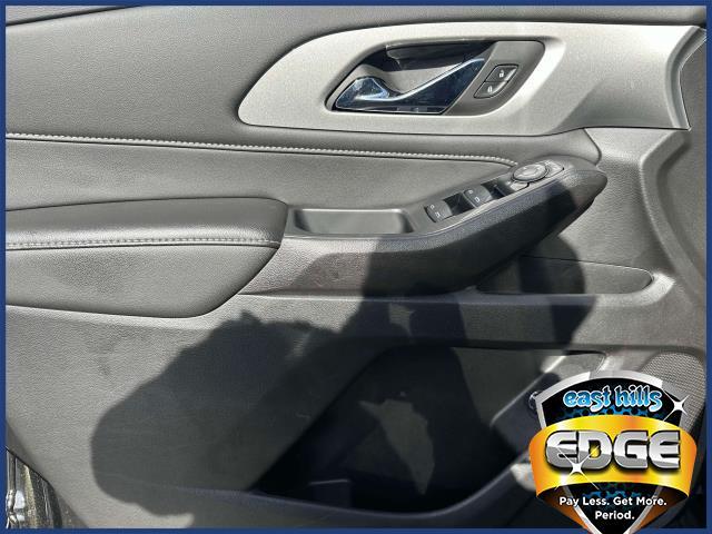 2022 Chevrolet Traverse Vehicle Photo in Roslyn, NY 11576