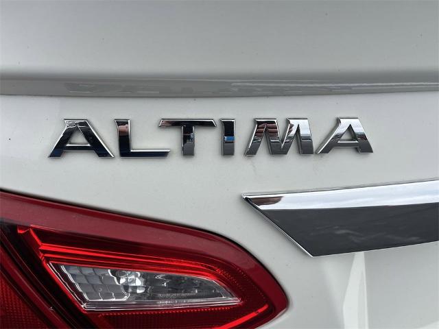 2016 Nissan Altima Vehicle Photo in TULLY, NY 13159-3159
