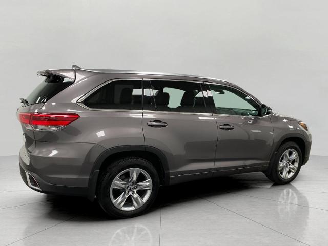 2017 Toyota Highlander Vehicle Photo in Appleton, WI 54913