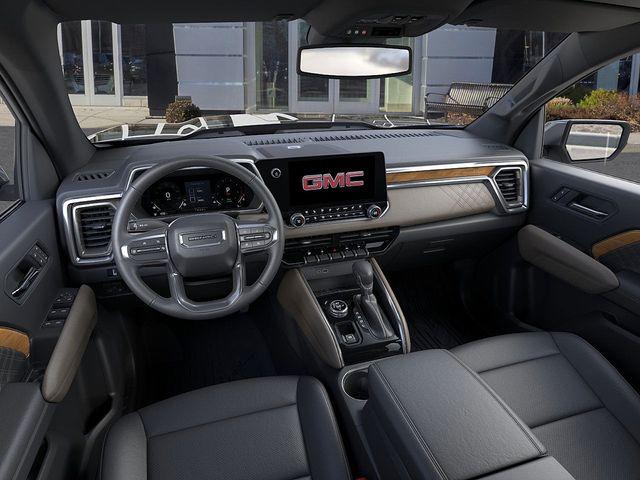 2025 GMC Canyon Vehicle Photo in DANBURY, CT 06810-5034
