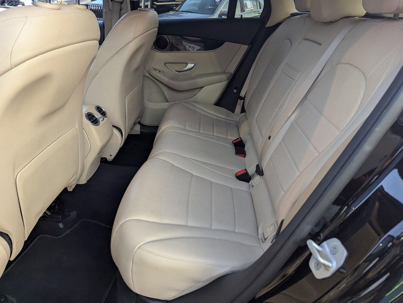 2016 Mercedes-Benz GLC Vehicle Photo in MIAMI, FL 33134-2699