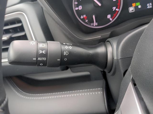 2025 Subaru Ascent Vehicle Photo in Green Bay, WI 54304