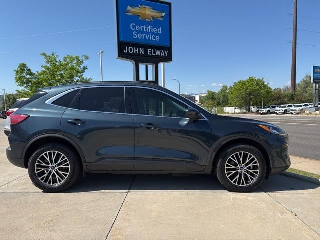 2022 Ford Escape Vehicle Photo in ENGLEWOOD, CO 80113-6708