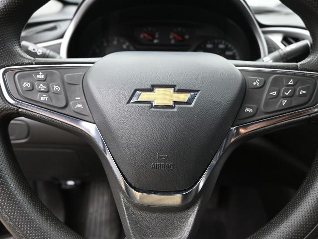 2023 Chevrolet Malibu Vehicle Photo in Cedar Rapids, IA 52402
