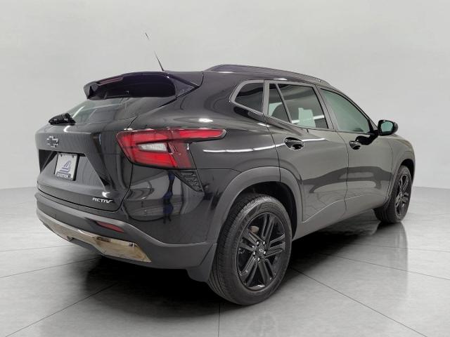 2025 Chevrolet Trax Vehicle Photo in NEENAH, WI 54956-2243
