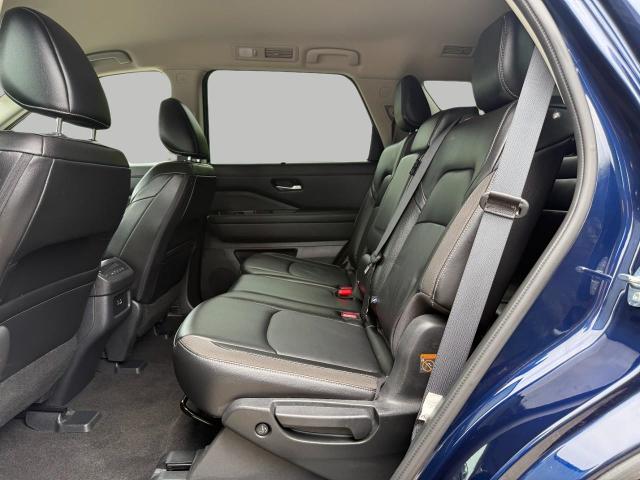 2024 Nissan Pathfinder Vehicle Photo in Appleton, WI 54914