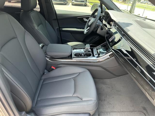 2025 Audi Q7 Vehicle Photo in HOUSTON, TX 77090