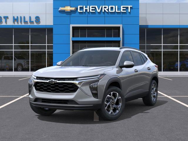 2025 Chevrolet Trax Vehicle Photo in Roslyn, NY 11576