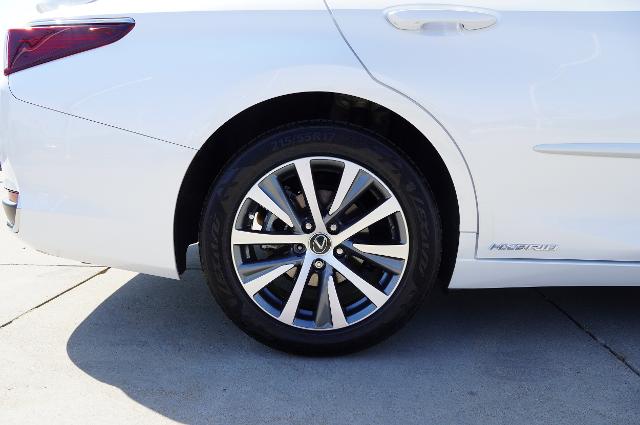 2021 Lexus ES 300h Vehicle Photo in Riverdale, UT 84405