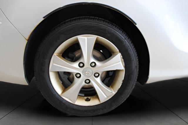 2013 Hyundai ELANTRA Coupe Vehicle Photo in Green Bay, WI 54304