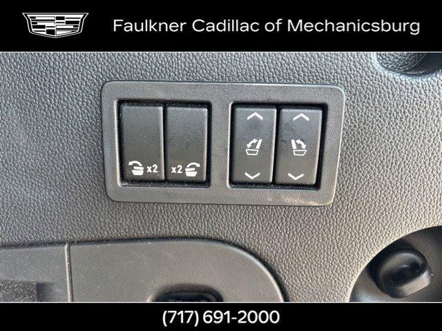 2017 Cadillac Escalade ESV Vehicle Photo in MECHANICSBURG, PA 17050-1707