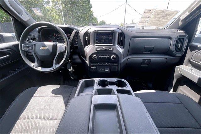 2023 Chevrolet Silverado 3500 HD Chassis Cab Vehicle Photo in INDEPENDENCE, MO 64055-1314
