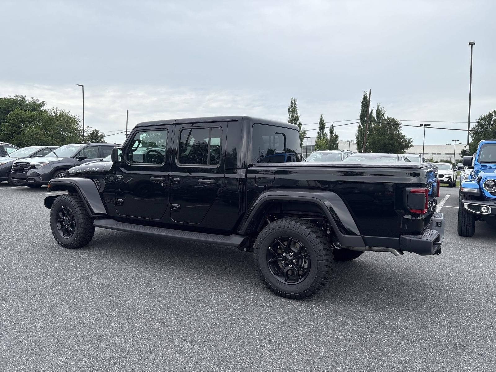 2025 Jeep Gladiator Vehicle Photo in Mechanicsburg, PA 17050-1707