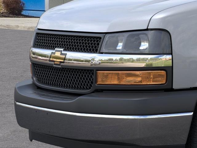 2025 Chevrolet Express Cargo 2500 Vehicle Photo in DANBURY, CT 06810-5034
