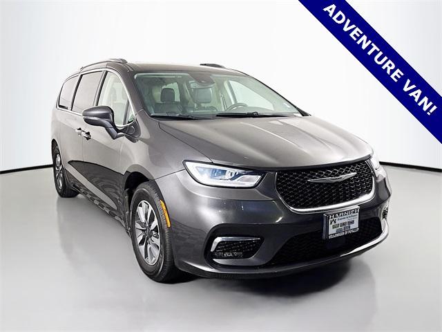 2021 Chrysler Pacifica Vehicle Photo in Puyallup, WA 98371