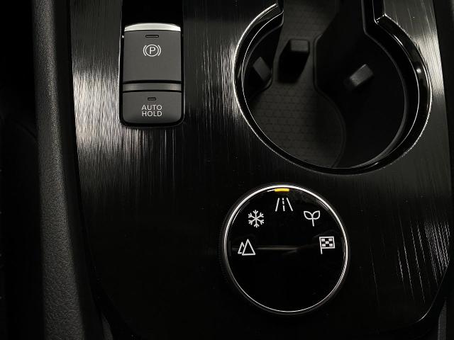 2025 Nissan Rogue Vehicle Photo in Appleton, WI 54913