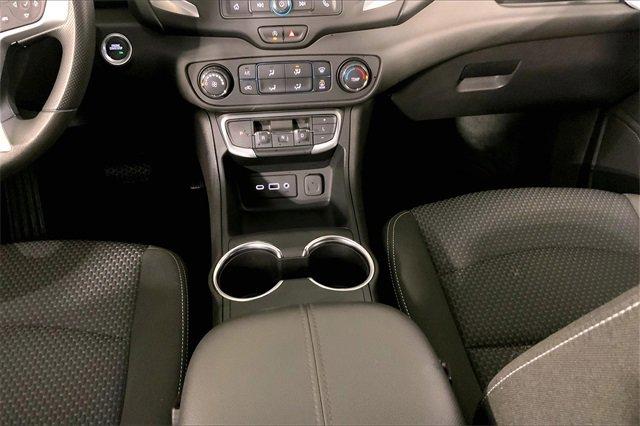 2024 GMC Terrain Vehicle Photo in KANSAS CITY, MO 64114-4502