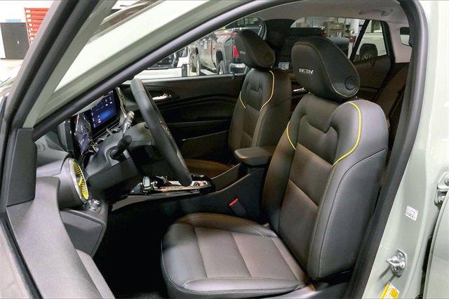 2025 Chevrolet Trax Vehicle Photo in KANSAS CITY, MO 64114-4502