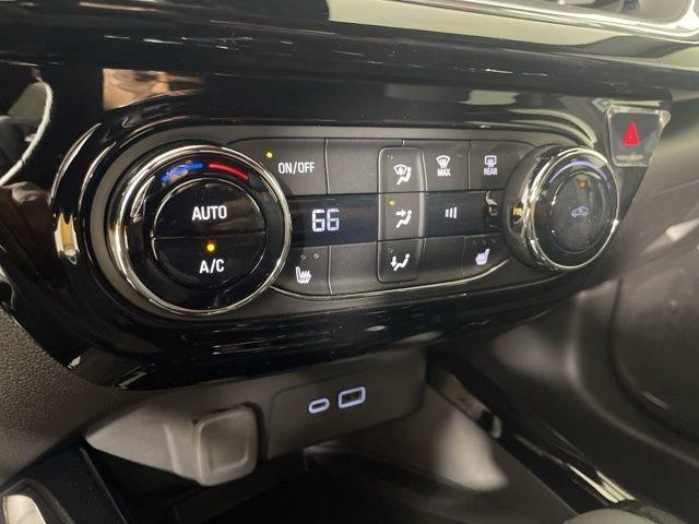 2025 Chevrolet Trax Vehicle Photo in PHOENIX, AZ 85014-3381