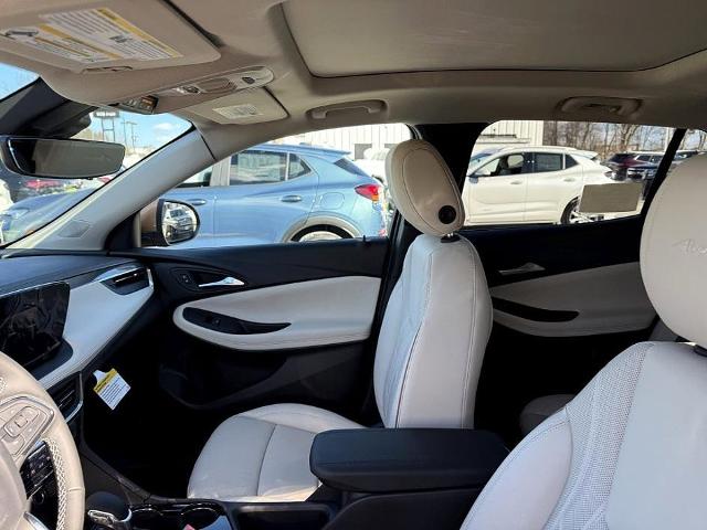 2025 Buick Encore GX Vehicle Photo in CHICOPEE, MA 01020-5001