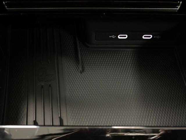 2025 Volkswagen Atlas Vehicle Photo in Appleton, WI 54913