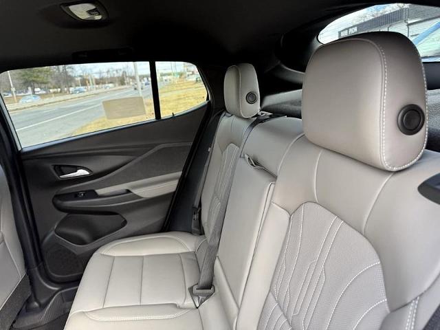 2025 Buick Envista Vehicle Photo in CHICOPEE, MA 01020-5001