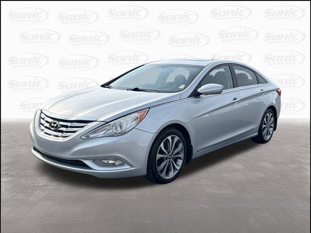2013 Hyundai SONATA Vehicle Photo in Charlotte, NC 28212