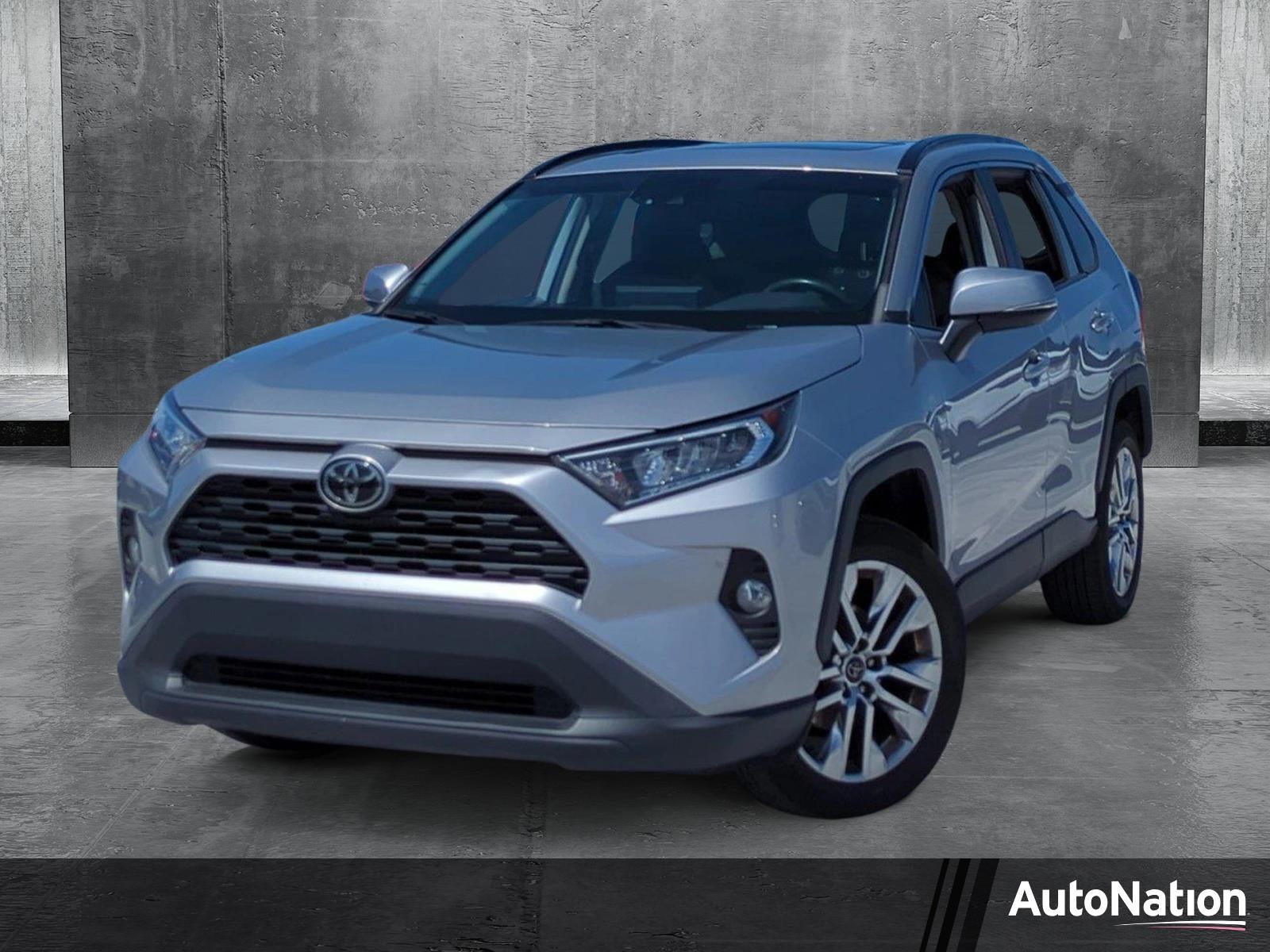 2020 Toyota RAV4 Vehicle Photo in Sanford, FL 32771