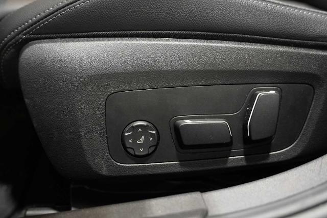 2025 BMW 330i Vehicle Photo in GRAPEVINE, TX 76051